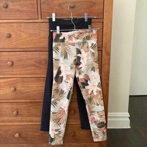Pair of Old Navy girls Powersoft high-waisted leggings, size L (10-12)